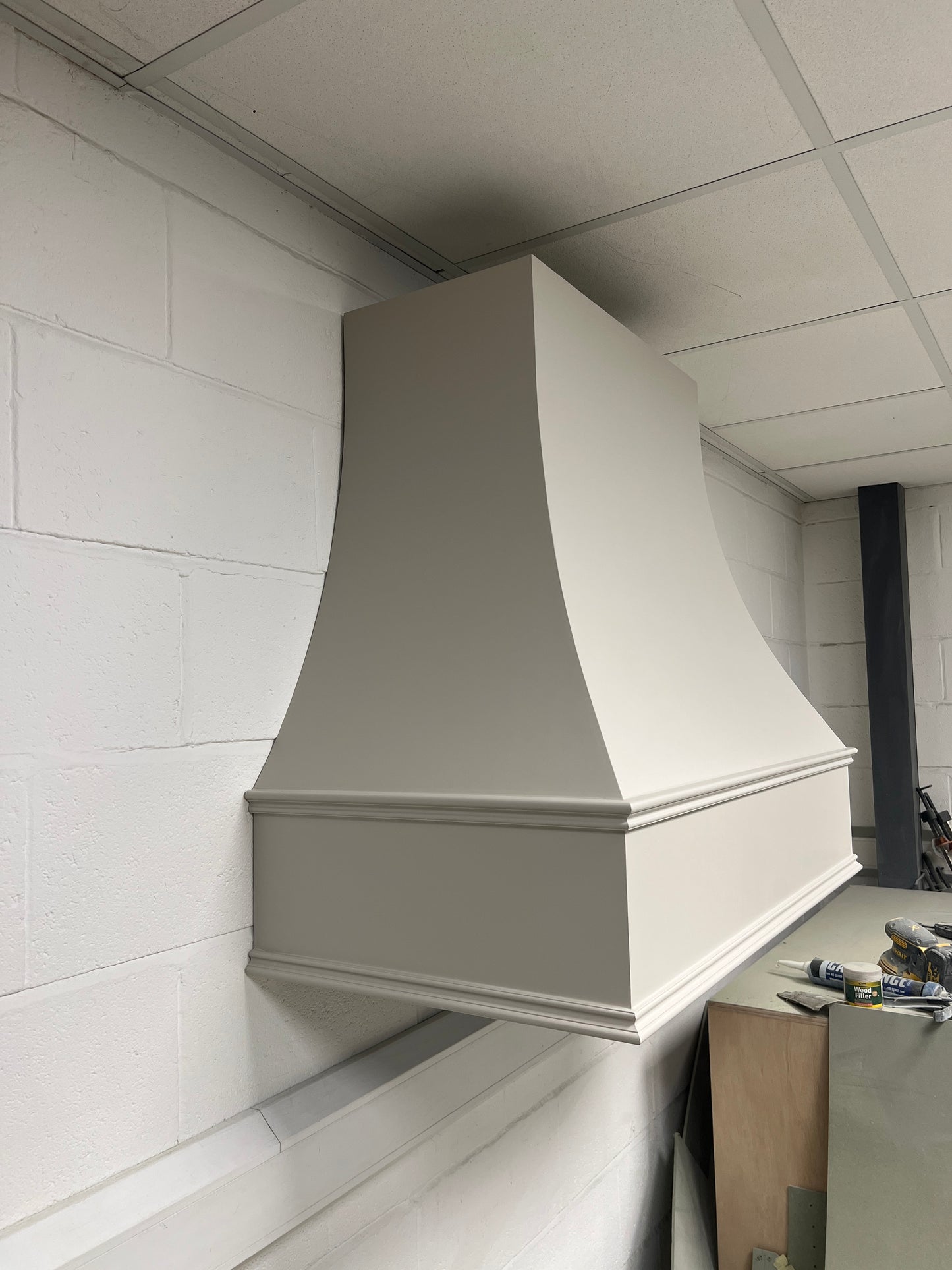 Curved Cooker Hood