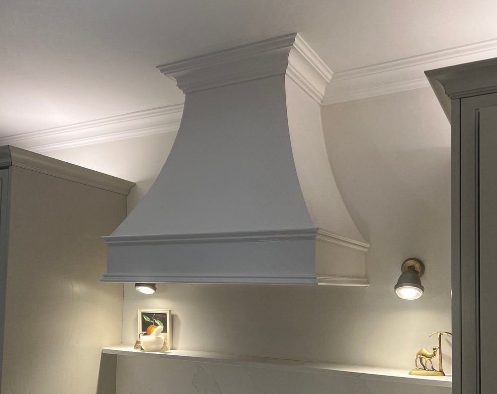 Curved Cooker Hood